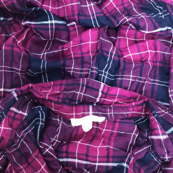 Berry & navy button down - Picture 7 of 8